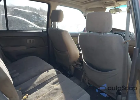 2000 Toyota 4Runner Sr5 V6 from USA, damaged, VIN JT3GN86R4Y0153081